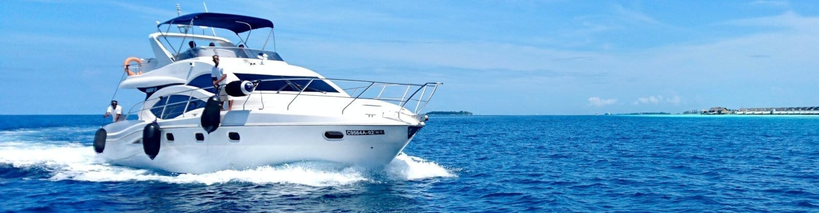 Private yacht charter Cape Town departing from V&A Waterfront